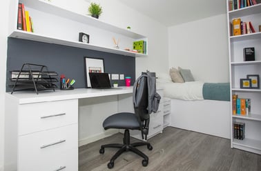 Popes Lane, West Ealing, London - Image 2